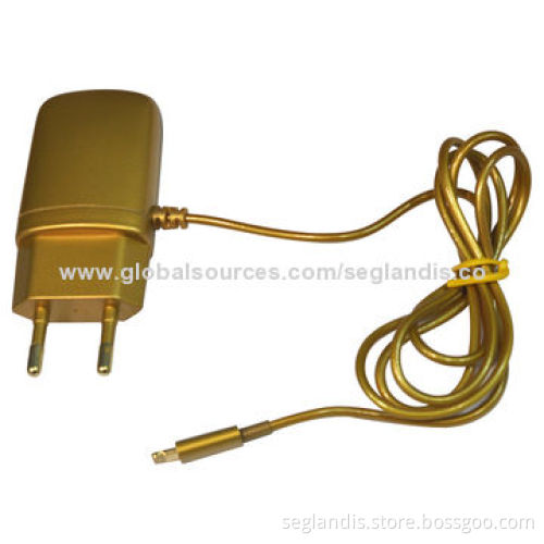 Travel Charger for iPad Mini/iPhone 5C/5S, 5V, 1A Output